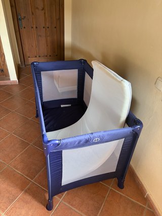 Cuna de viaje Bbest con colchón