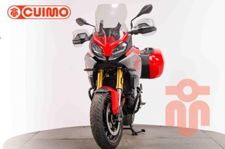 BMW F 900 XR
