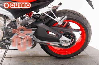APRILIA TUONO 660