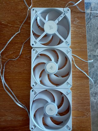 Ventiladores Corsair AR120 RGB (3uds)