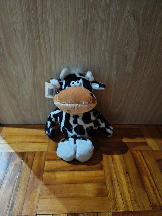 Peluche Vaca Blanco y Negro