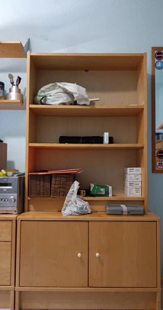 MUEBLE MODULAR CON ESTANTERÍAS Y ALMACENAJE