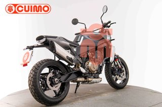 HUSQVARNA SVARTPILEN 801