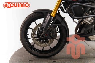SUZUKI V-STROM 1000