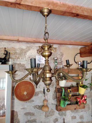Lámpara de latón estilo vintage