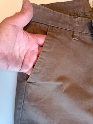 Pantalón chinos Sfera Slim Marrón Talla 44