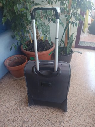 Maleta de cabina gris