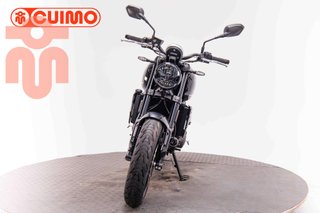 TRIUMPH TRIDENT 660