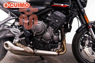 TRIUMPH TRIDENT 660
