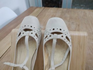 Zapatos Wonders beige mujer vintage. De piel.