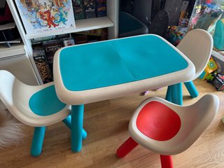 Mesa y 3 Sillas Infantiles Smoby