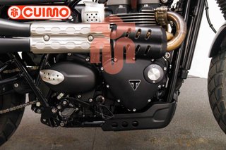 TRIUMPH SCRAMBLER 900