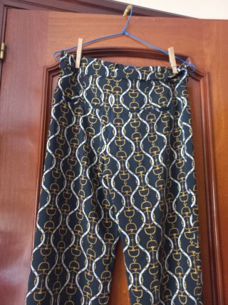 Pantalón estampado cadena S