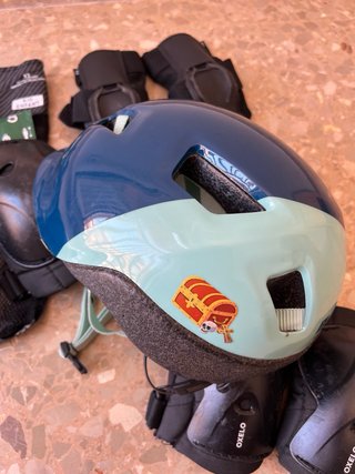 Casco y protecciones Oxelo Talla S