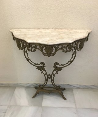 Mesa y espejo antiguos de bronce y mármol