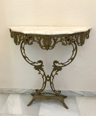 Mesa y espejo antiguos de bronce y mármol