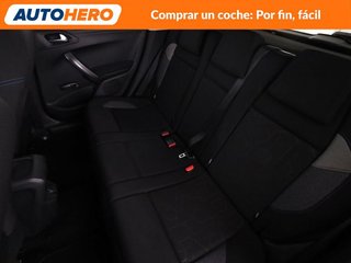 Peugeot 2008 1.2 e-VTi Style