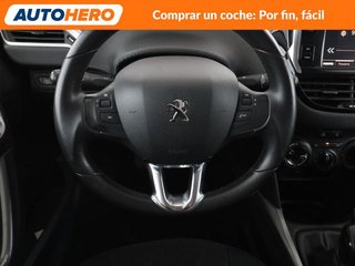 Peugeot 2008 1.2 e-VTi Style