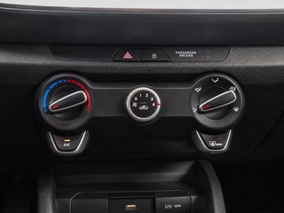 Kia Stonic 1.0 T-GDi MHEV iMT Concept 74 kW (100 CV)