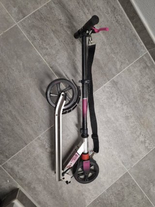 Patinete Oxelo con freno rosa