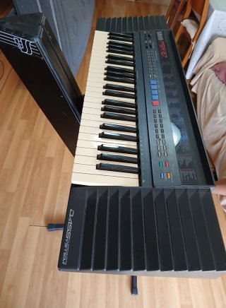 Teclado Yamaha PSR-27