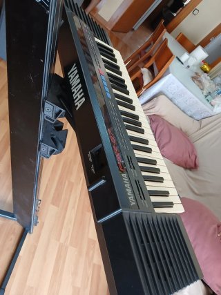 Teclado Yamaha PSR-27