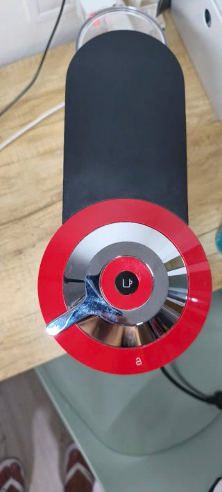 Nespresso Virtuo Next (Cherry Red)