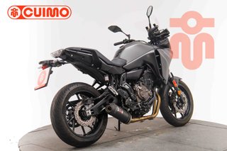 YAMAHA TRACER 7