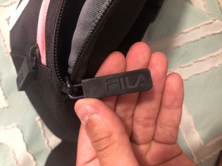 Riñonera Fila Negra y Rosa
