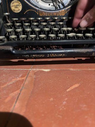 Máquina de escribir Underwood antigua