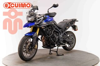 TRIUMPH TIGER 800