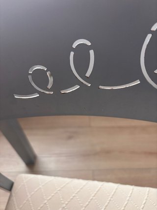 Mesa de cocina y sillas