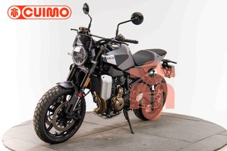 HUSQVARNA SVARTPILEN 801