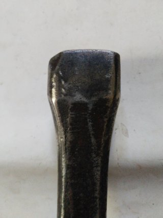MARTILLO Y YUNQUE PARA GUADAÑA.
