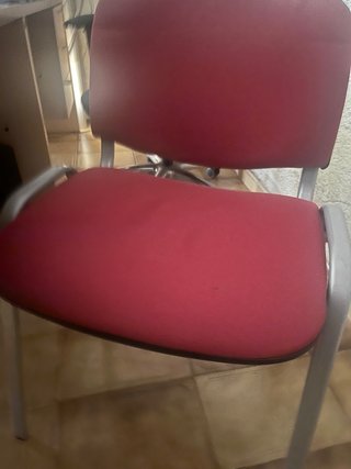 4 Sillas de Oficina Rojas
