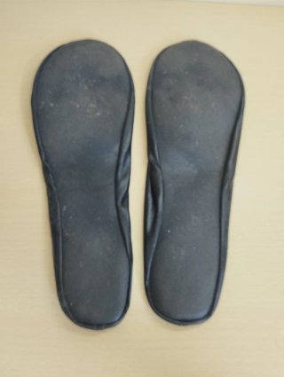 Bailarinas o manoletinas negras con lazo