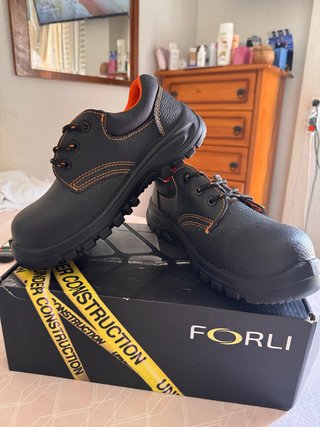 Zapatos FORLI punta de hierro