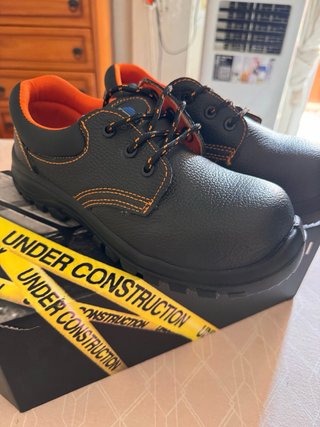 Zapatos FORLI punta de hierro