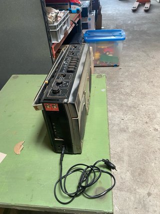 Radiocasete Sanyo M4200K Años 70