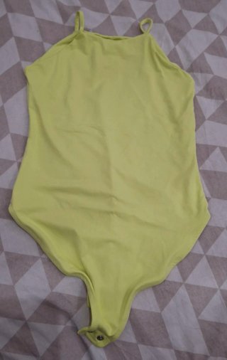 Body de niña amarillo Zara