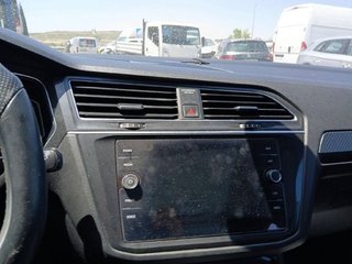 Volkswagen Tiguan R-LINE 2.0 TDI 150 CV DSG