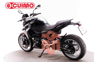 BMW F 900 R