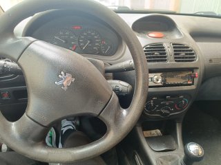 Peugeot 206 2001
