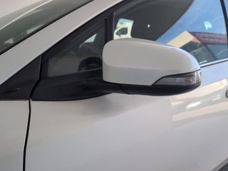 Toyota C-HR 1.8 125H Advance 90 kW (122 CV)