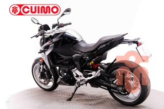 BMW F 900 R