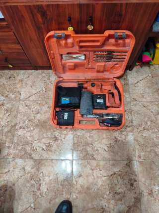 Taladro percutor Spit 327 con maletín