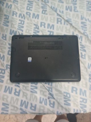 Ordenador portátil HP gris/plateado