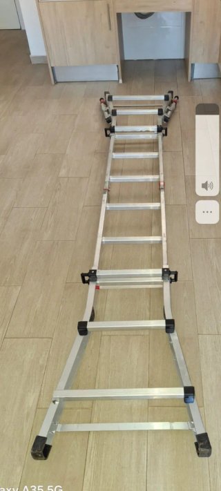 Escalera aluminio multifuncional homologada