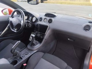 Peugeot RCZ 2012