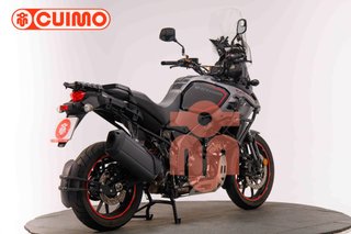 SUZUKI V-STROM 1000